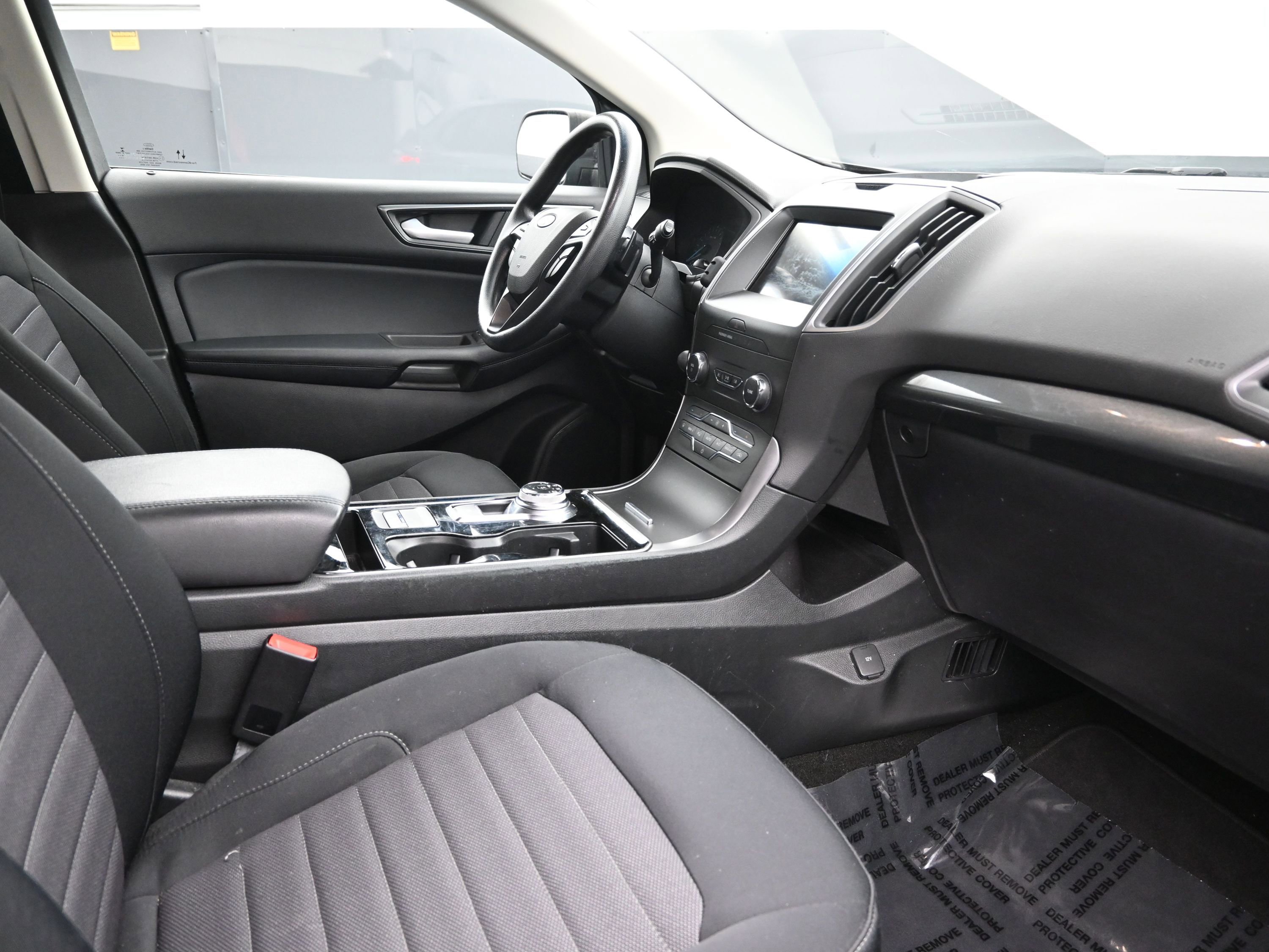 Used 2020 Ford Edge SE AWD/4WD image 26
