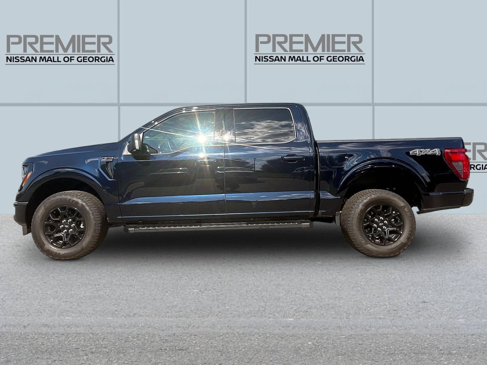 Used 2026 Ford F150 XLT w/ Equipment Group 302A MID AWD/4WD image 4
