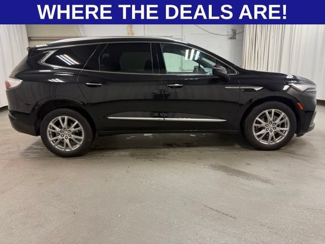 Used 2023 Buick Enclave Essence w/ Experience Buick Package AWD/4WD image 3