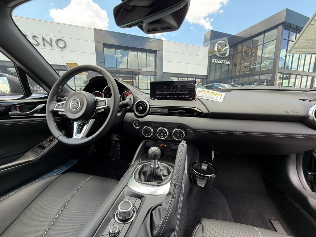New 2026 MAZDA MX-5 Miata Club RWD image 18