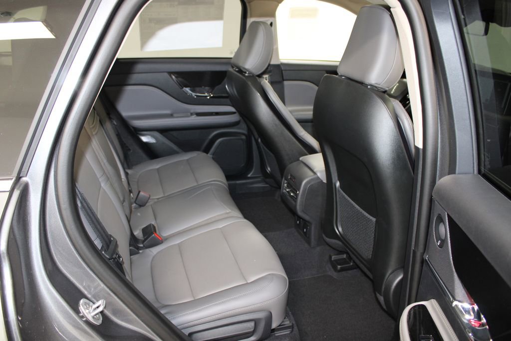 New 2026 Lincoln Corsair Reserve image 31