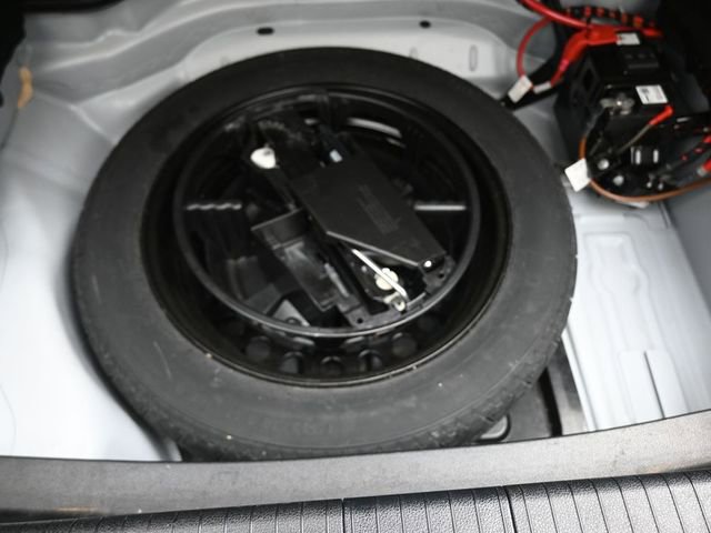 Used 2014 Mercedes-Benz E 350 Sedan image 16