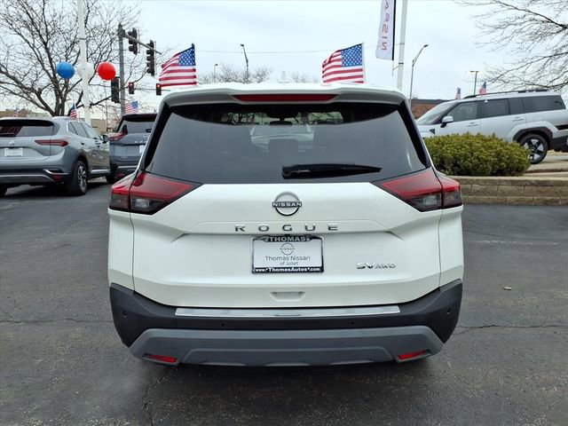 Used 2023 Nissan Rogue SV image 4