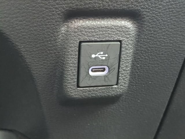 Used 2025 Toyota Corolla SE FWD image 24