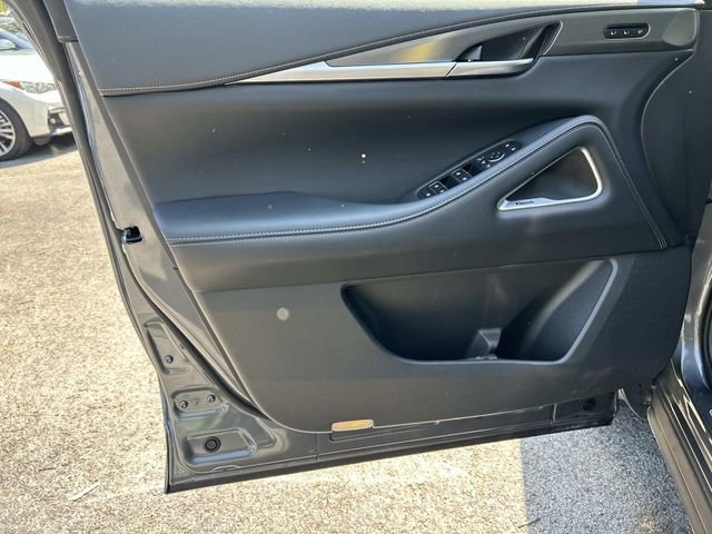 Certified 2026 INFINITI QX60 Luxe w/ Cargo Package FWD image 18