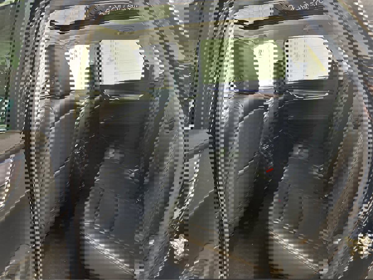 Used 2018 Cadillac XT5 Premium Luxury FWD image 10