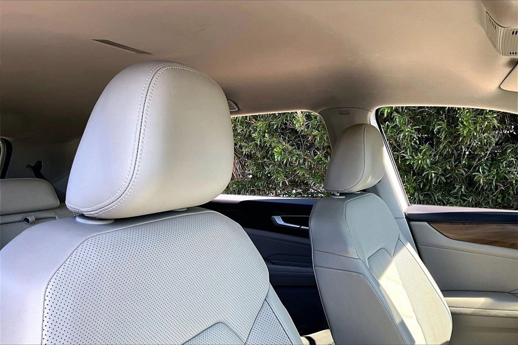 Certified 2024 Volkswagen Atlas SE image 22