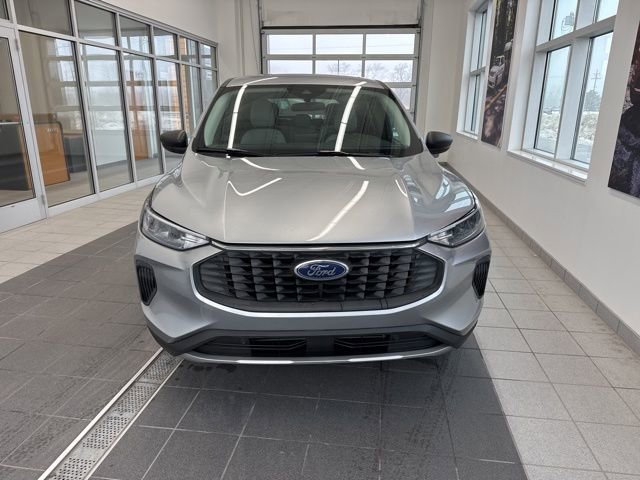 Certified 2023 Ford Escape Active image 2