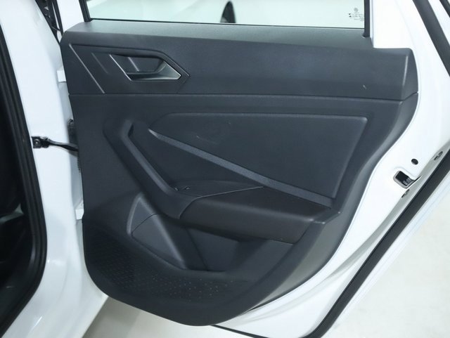 Used 2025 Volkswagen Jetta Sport image 29