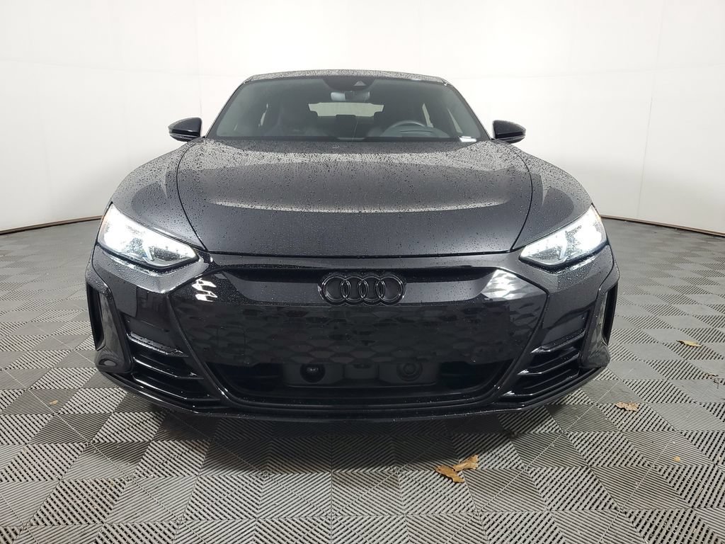 Used 2023 Audi RS e-tron GT w/ Carbon Performance Package AWD/4WD image 2