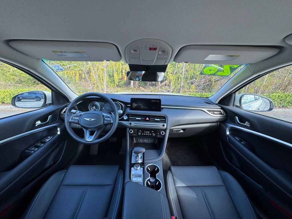 Used 2026 Genesis G70 2.5T image 4