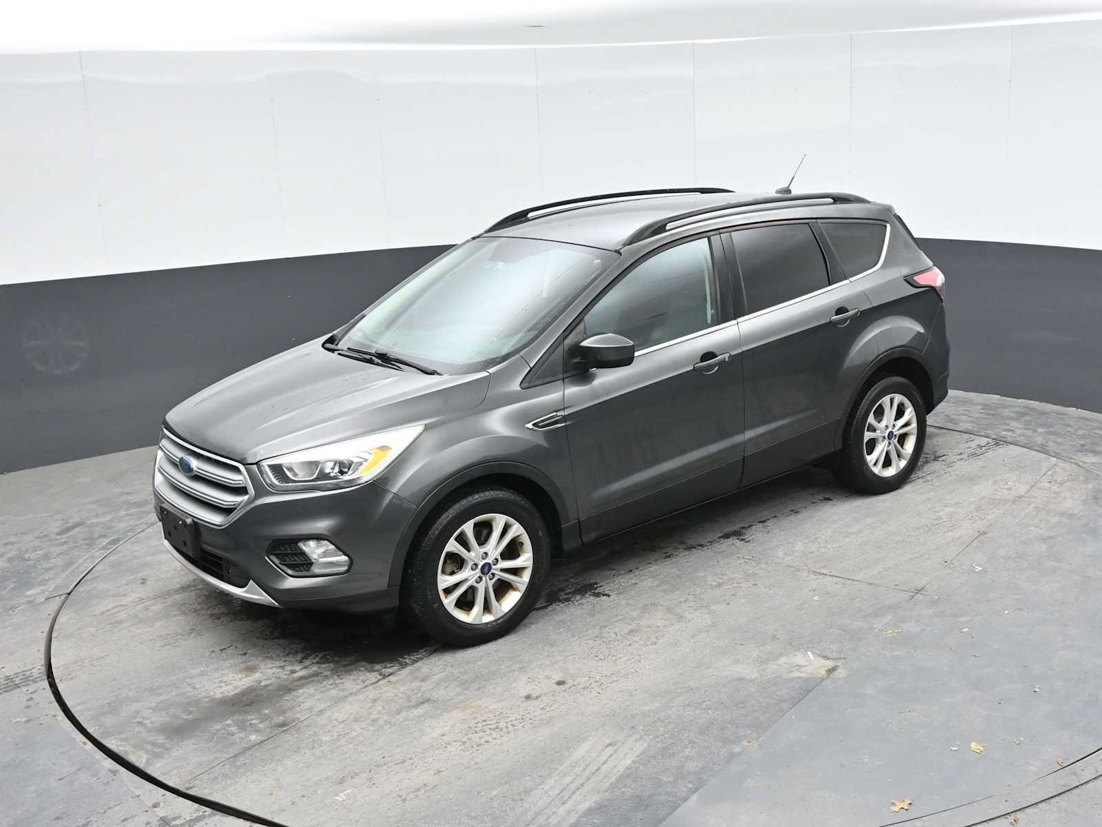 Used 2017 Ford Escape SE w/ Equipment Group 201A AWD/4WD image 15