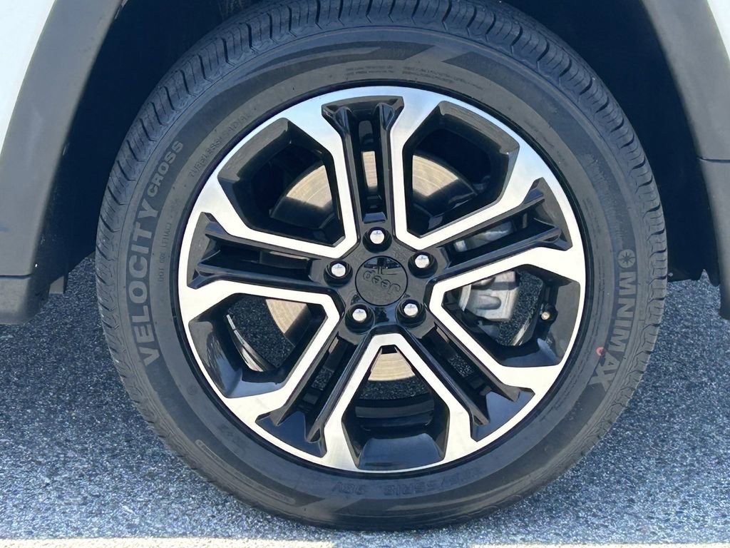 Used 2022 Jeep Compass Limited image 7