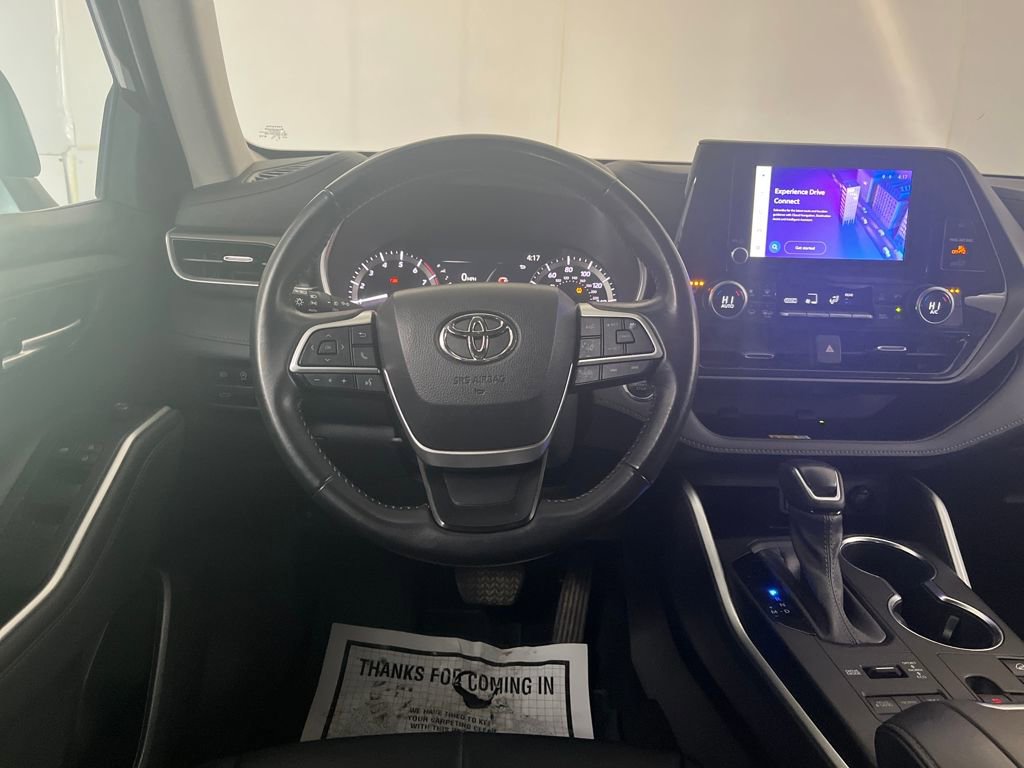 Used 2023 Toyota Highlander XSE image 34