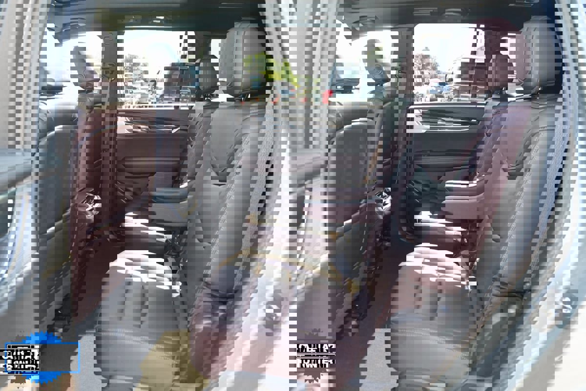 Used 2023 Cadillac XT6 Premium Luxury image 67