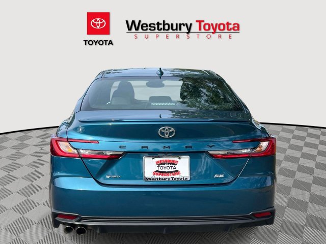 Used 2025 Toyota Camry SE w/ Convenience Package FWD image 6