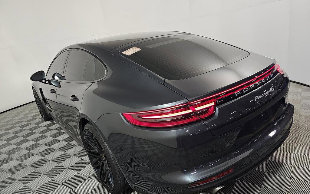 Used 2018 Porsche Panamera 4S AWD/4WD image 6