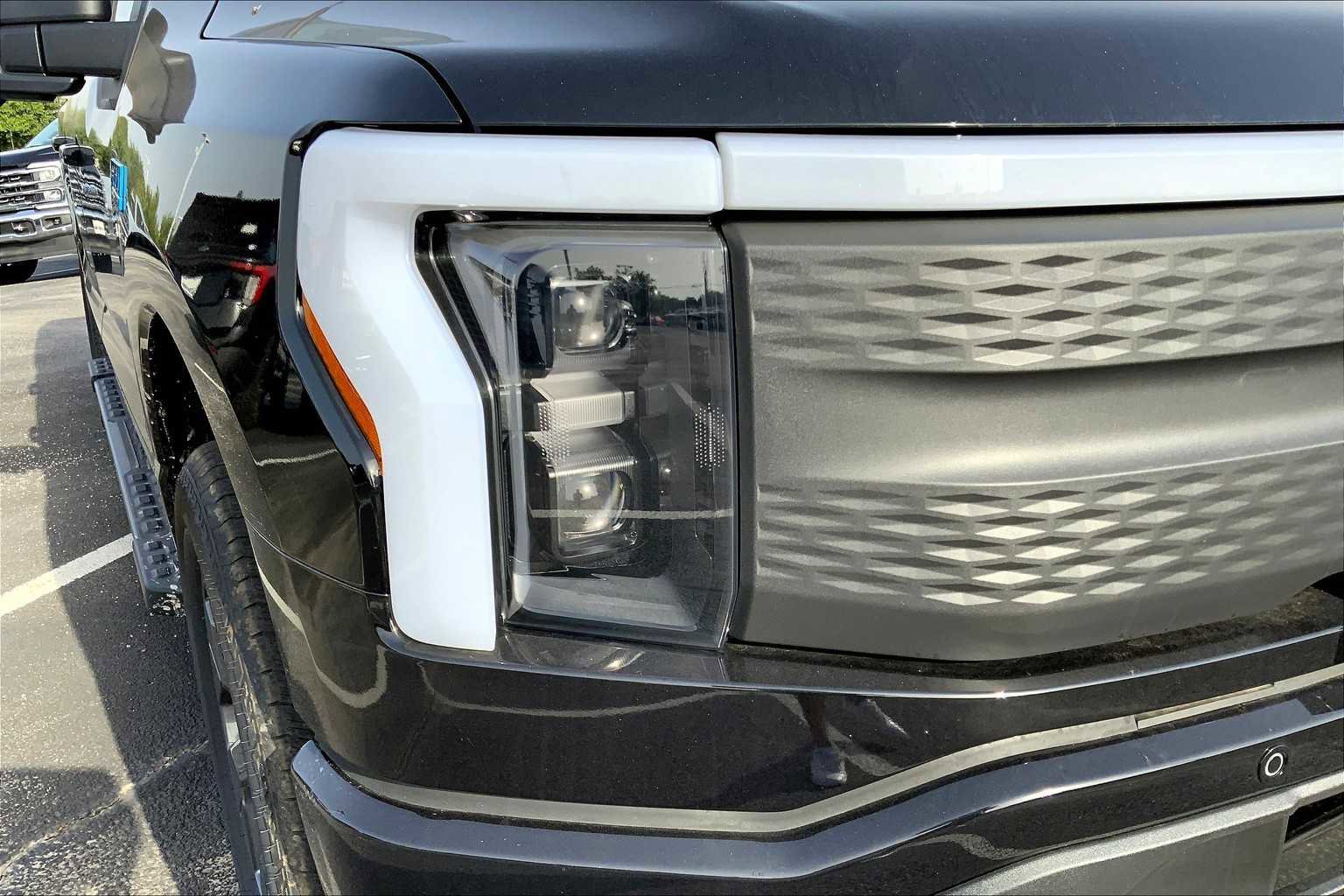 New 2025 Ford F150 Lightning Flash image 9