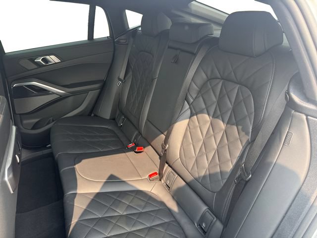 Certified 2026 BMW X6 xDrive40i AWD/4WD image 21