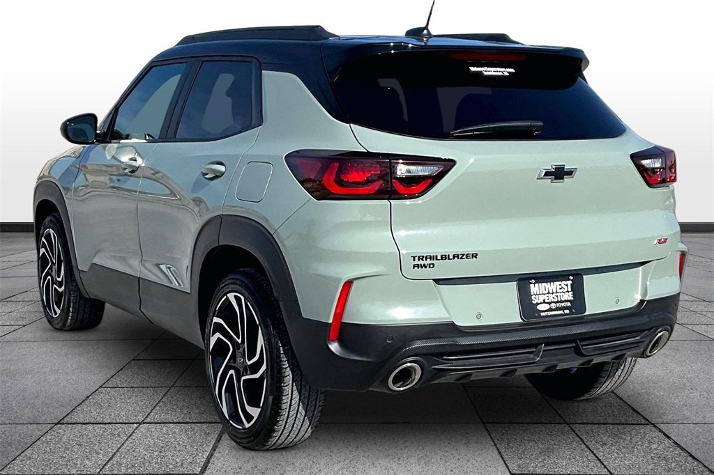 Used 2024 Chevrolet TrailBlazer RS w/ Driver Confidence Package image 10