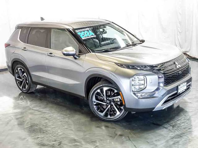 Used 2024 Mitsubishi Outlander SE AWD/4WD image 6