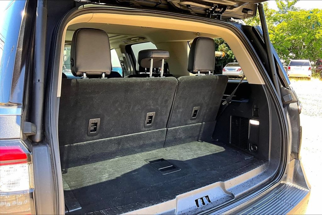 Used 2019 Ford Expedition Platinum AWD/4WD image 31