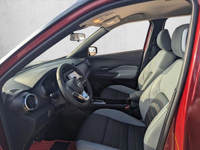 Used 2023 Nissan Kicks SR w/ SR Premium Package image 9