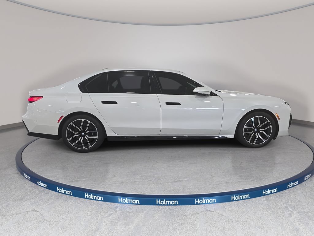 Certified 2023 BMW 740i RWD image 4