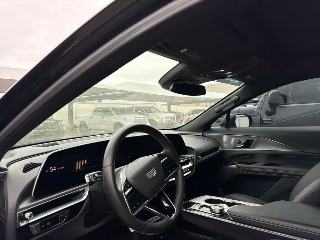 Used 2024 Cadillac Lyriq Tech w/ Driver Assist Package image 7