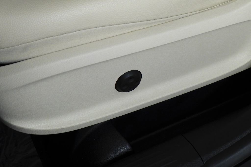 Used 2020 Mercedes-Benz GLB 250 image 22