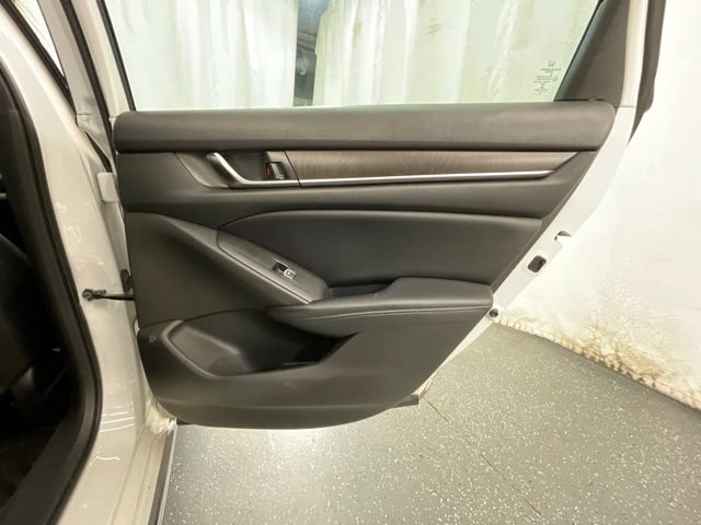 Used 2018 Honda Accord EX-L image 24