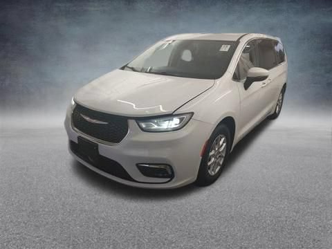 Used 2023 Chrysler Pacifica Touring-L FWD image 35