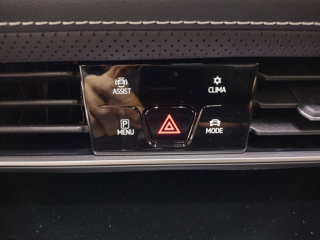 New 2026 Volkswagen Atlas Cross Sport SEL Premium R-Line image 37