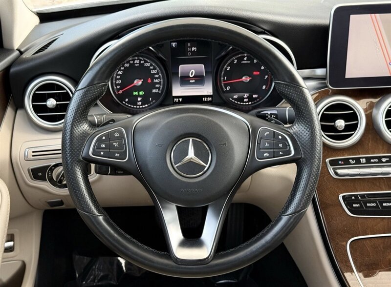 Used 2016 Mercedes-Benz C 300 4MATIC Sedan image 33