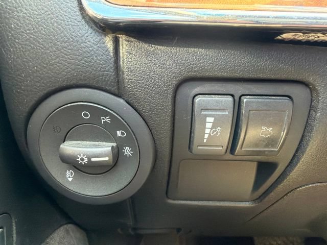 Used 2012 Lincoln MKZ FWD image 22