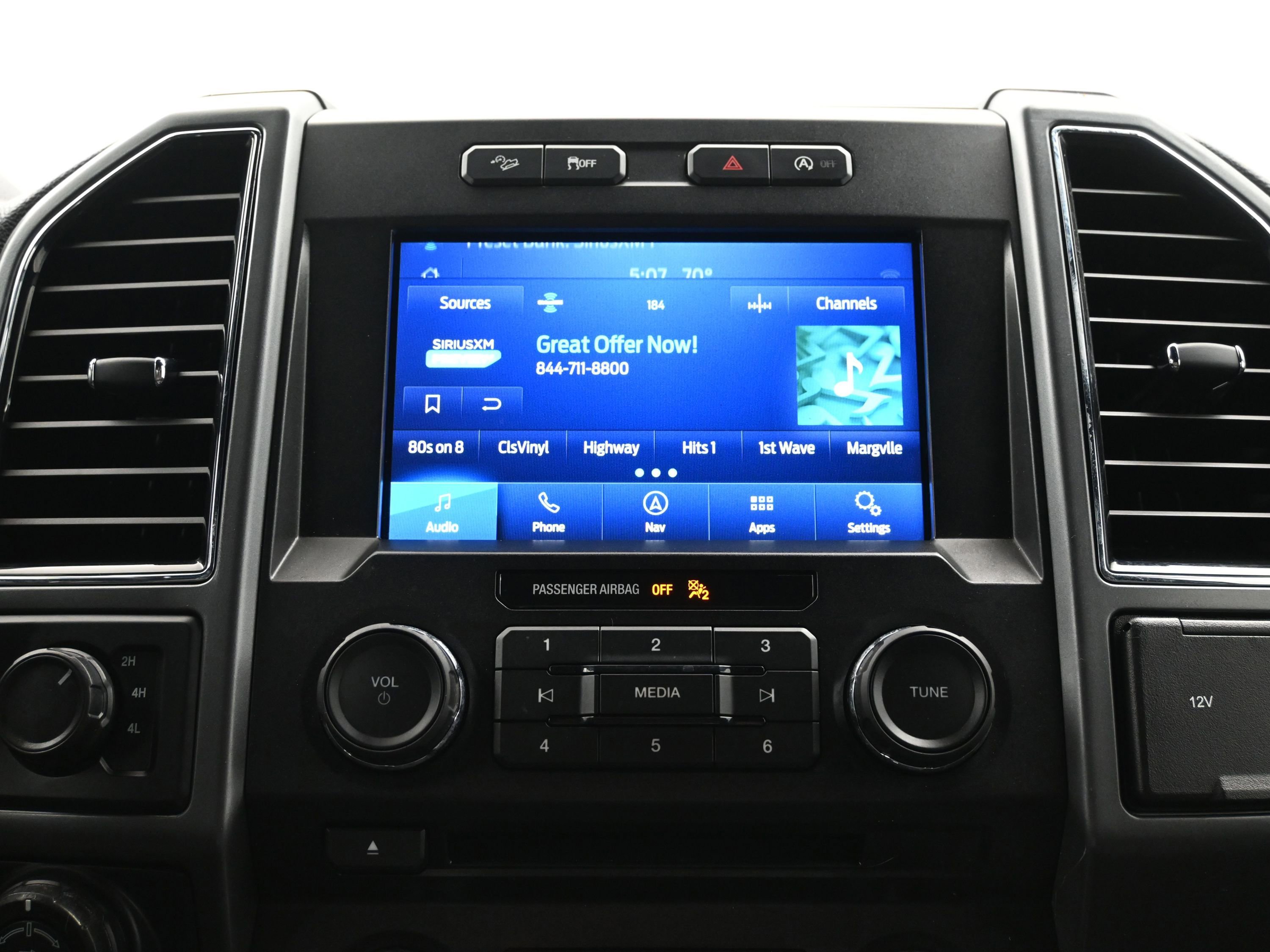 Used 2018 Ford F150 XLT w/ Equipment Group 302A Luxury image 34