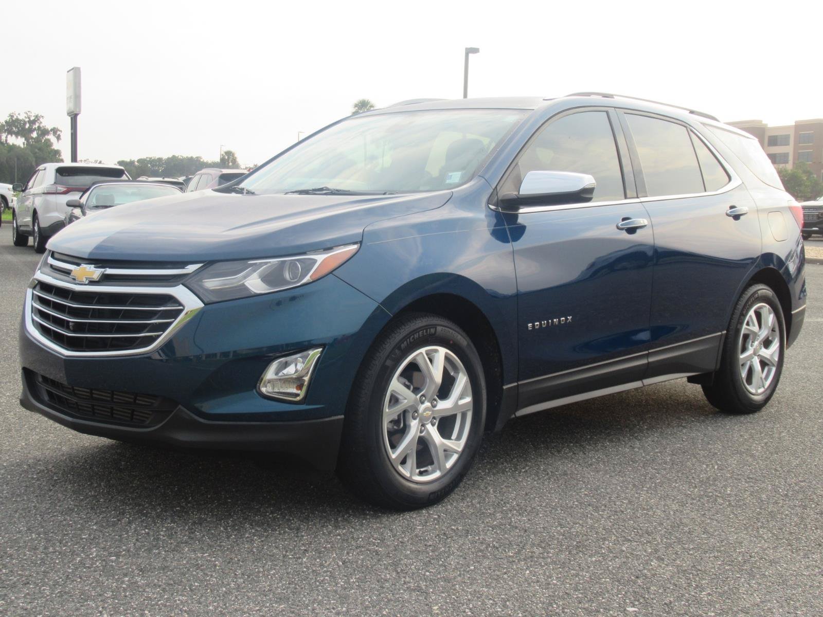 Used 2019 Chevrolet Equinox Premier FWD image 3