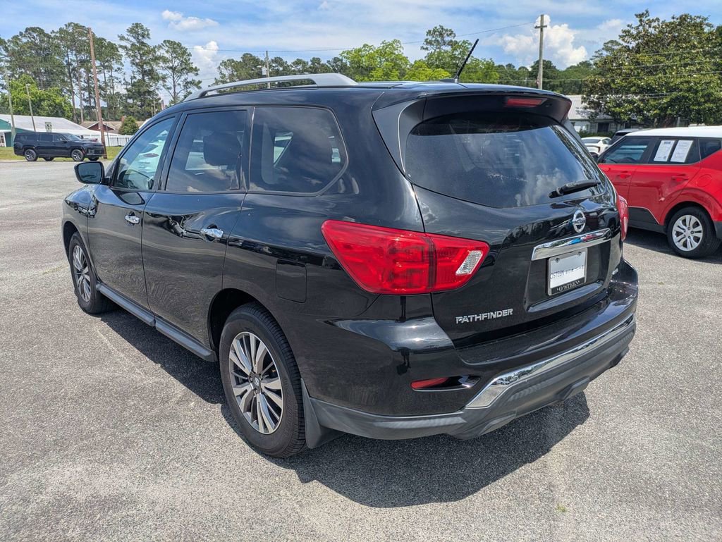 Used 2018 Nissan Pathfinder S AWD/4WD image 6
