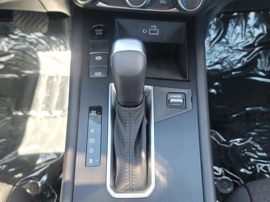 New 2025 Nissan Kicks S w/ Charging Package AWD/4WD image 22