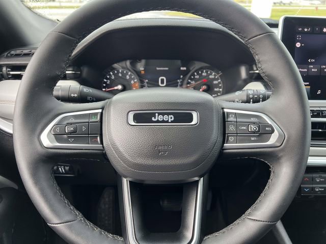 Certified 2025 Jeep Compass Limited image 15