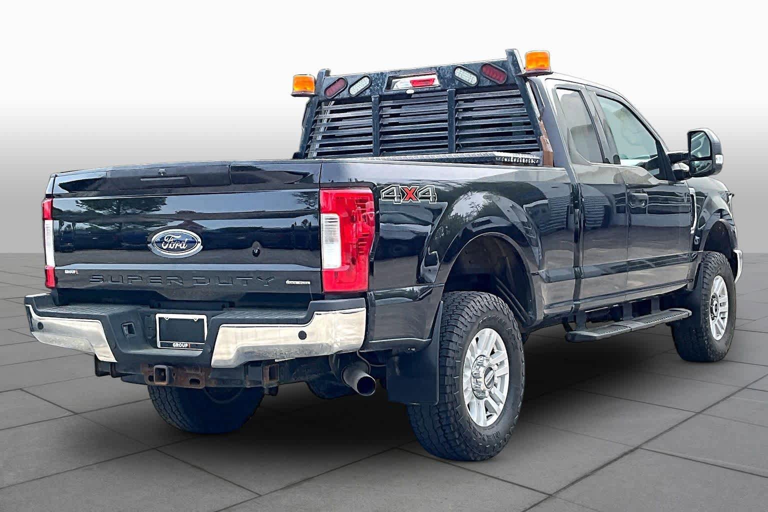 Certified 2017 Ford F250 XLT w/ XLT Value Package AWD/4WD image 13