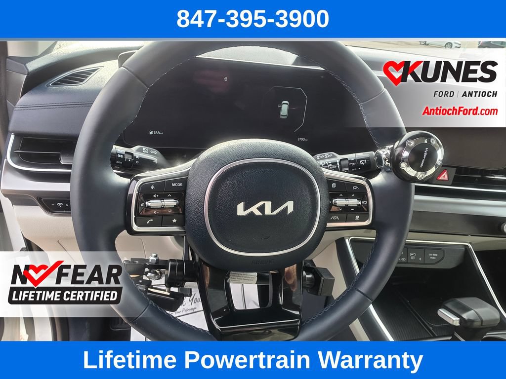 Used 2025 Kia Carnival SX Prestige FWD image 45