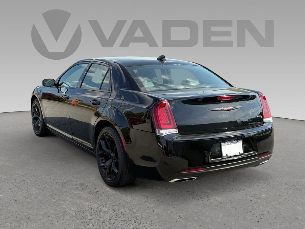 Used 2021 Chrysler 300 S image 24