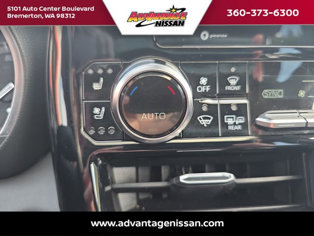 Used 2020 Toyota Highlander Limited AWD/4WD image 29