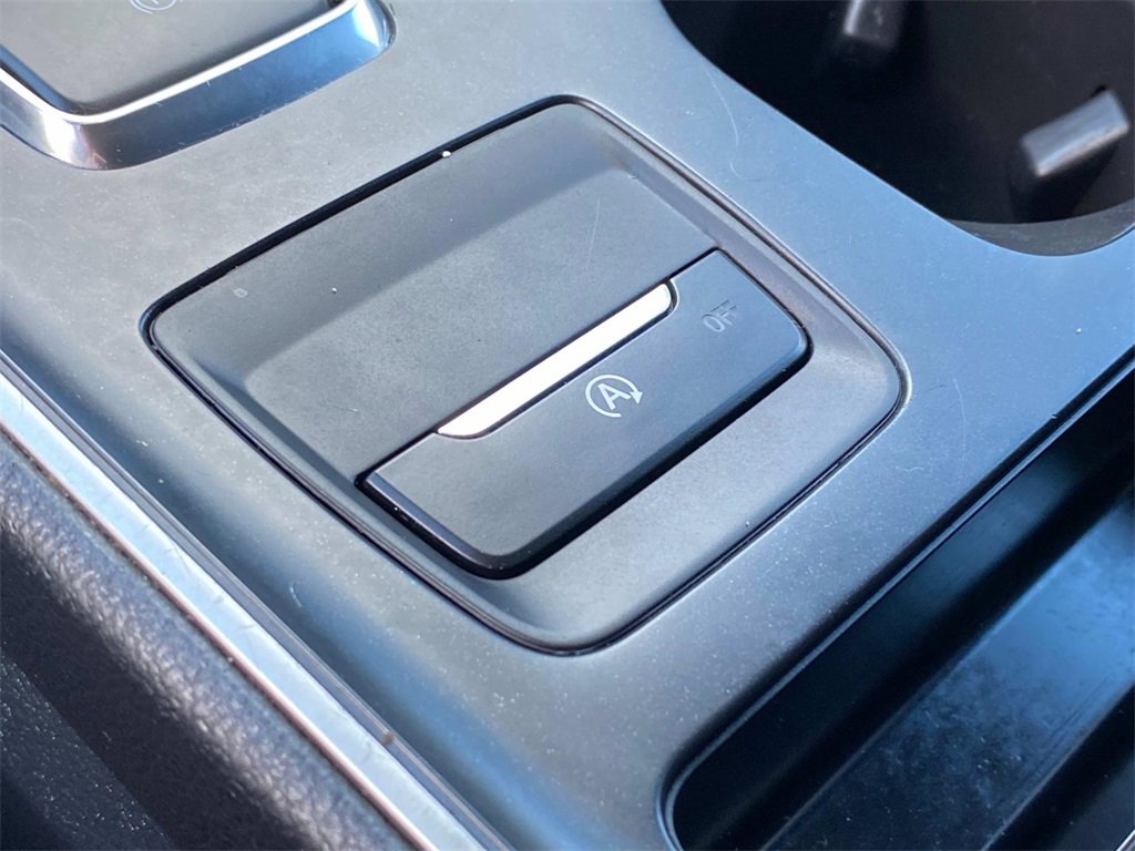 Used 2023 Ford Edge SE image 24