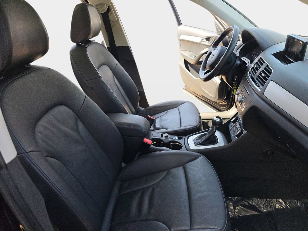 Used 2017 Audi Q3 2.0T Premium FWD image 12