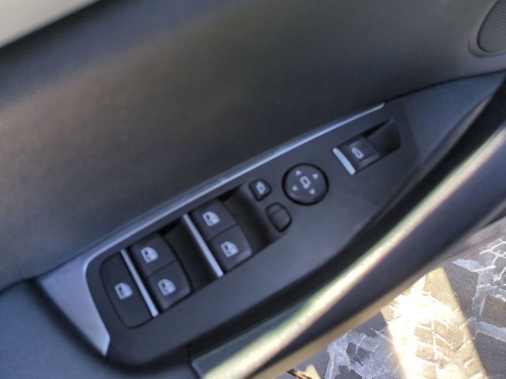 Used 2019 BMW X3 xDrive30i w/ Convenience Package image 13