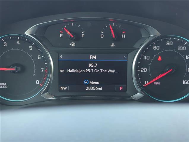 Used 2023 Chevrolet Traverse LT FWD image 11