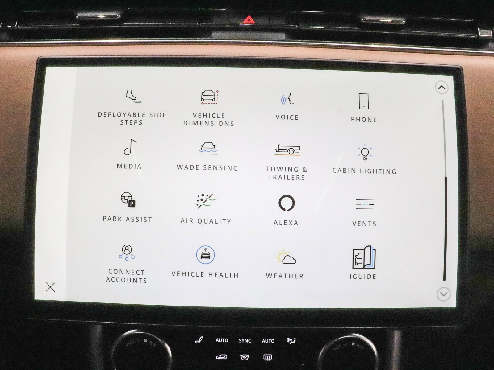 Used 2023 Land Rover Range Rover Long Wheelbase Autobiography image 48