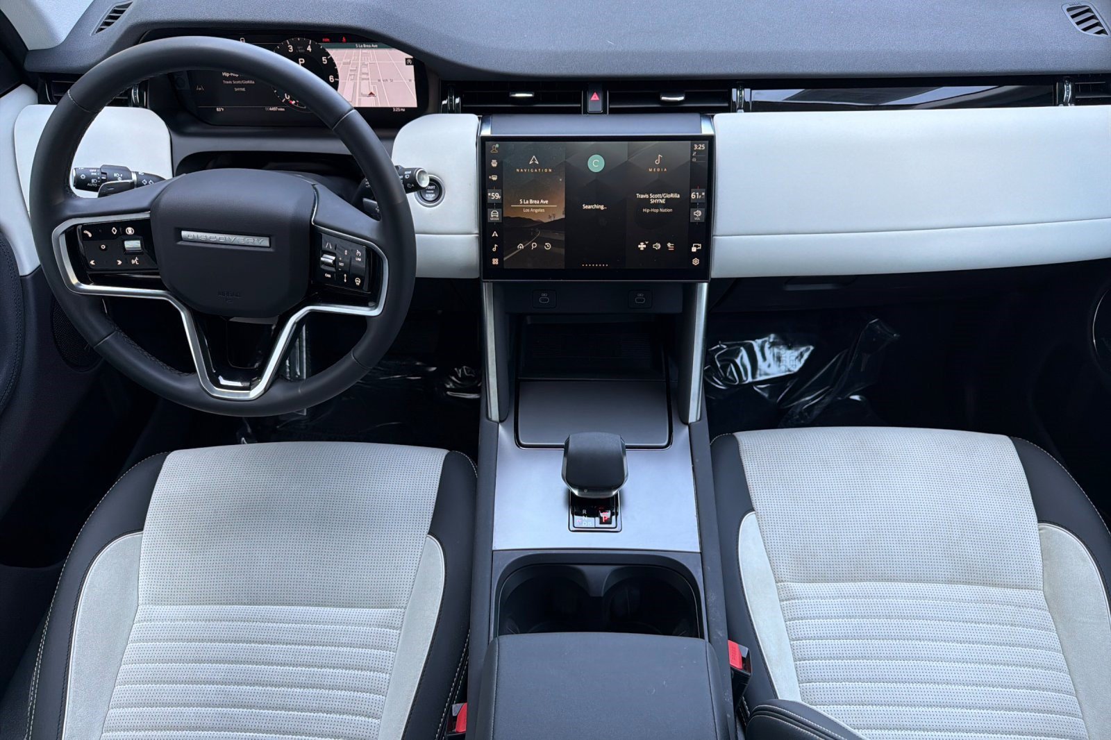 Certified 2025 Land Rover Discovery Sport S AWD/4WD image 15